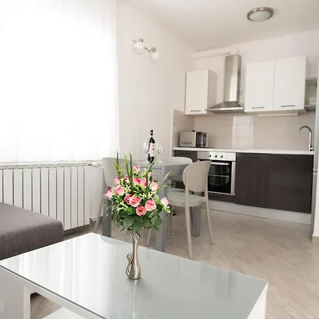 Maja * Rogoznica (Sibenik-Knin)